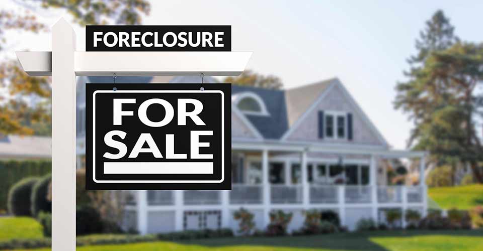 What You Need to Know Before Purchasing a Foreclosed Home